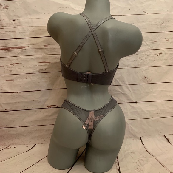 Victoria Secret Set - Picture 7 of 7